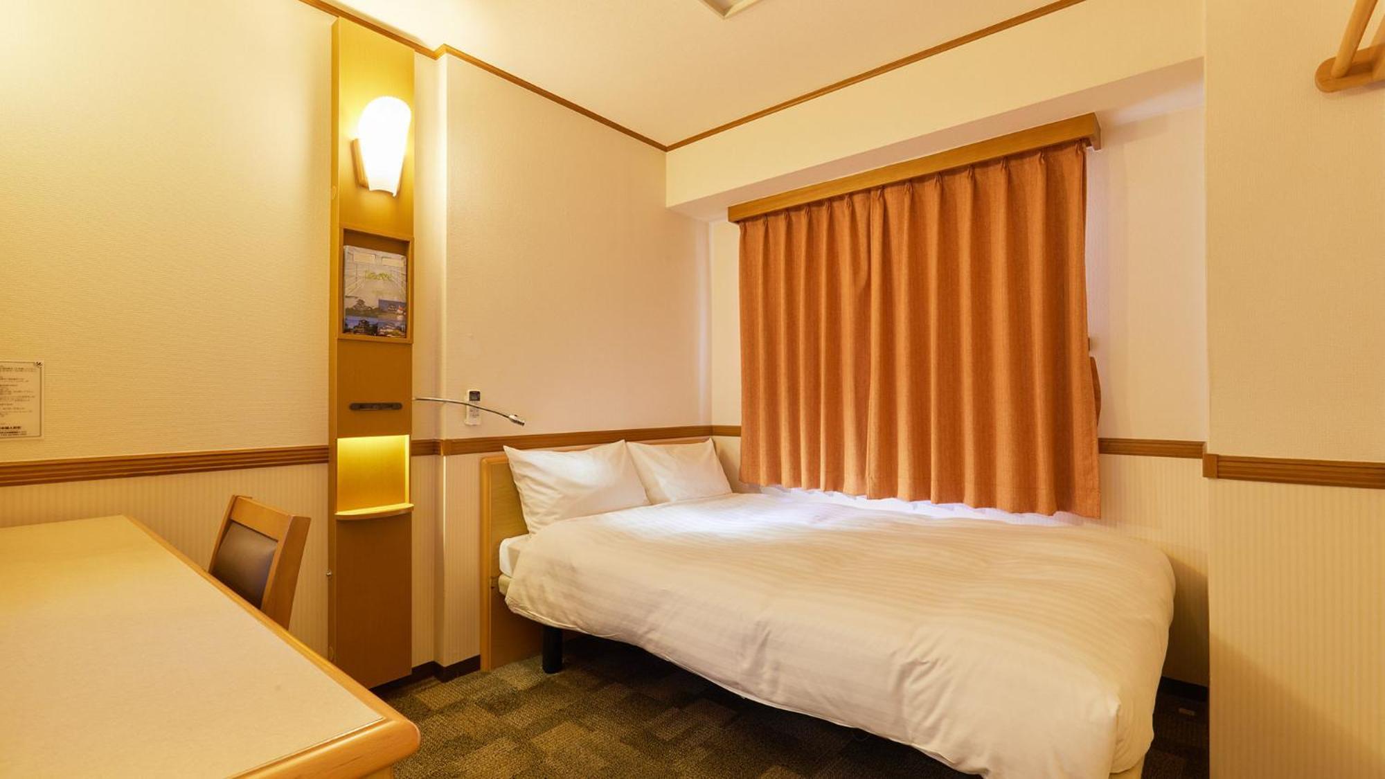 Toyoko Inn Tokyo eki Yaesu Kita guchi Camera foto