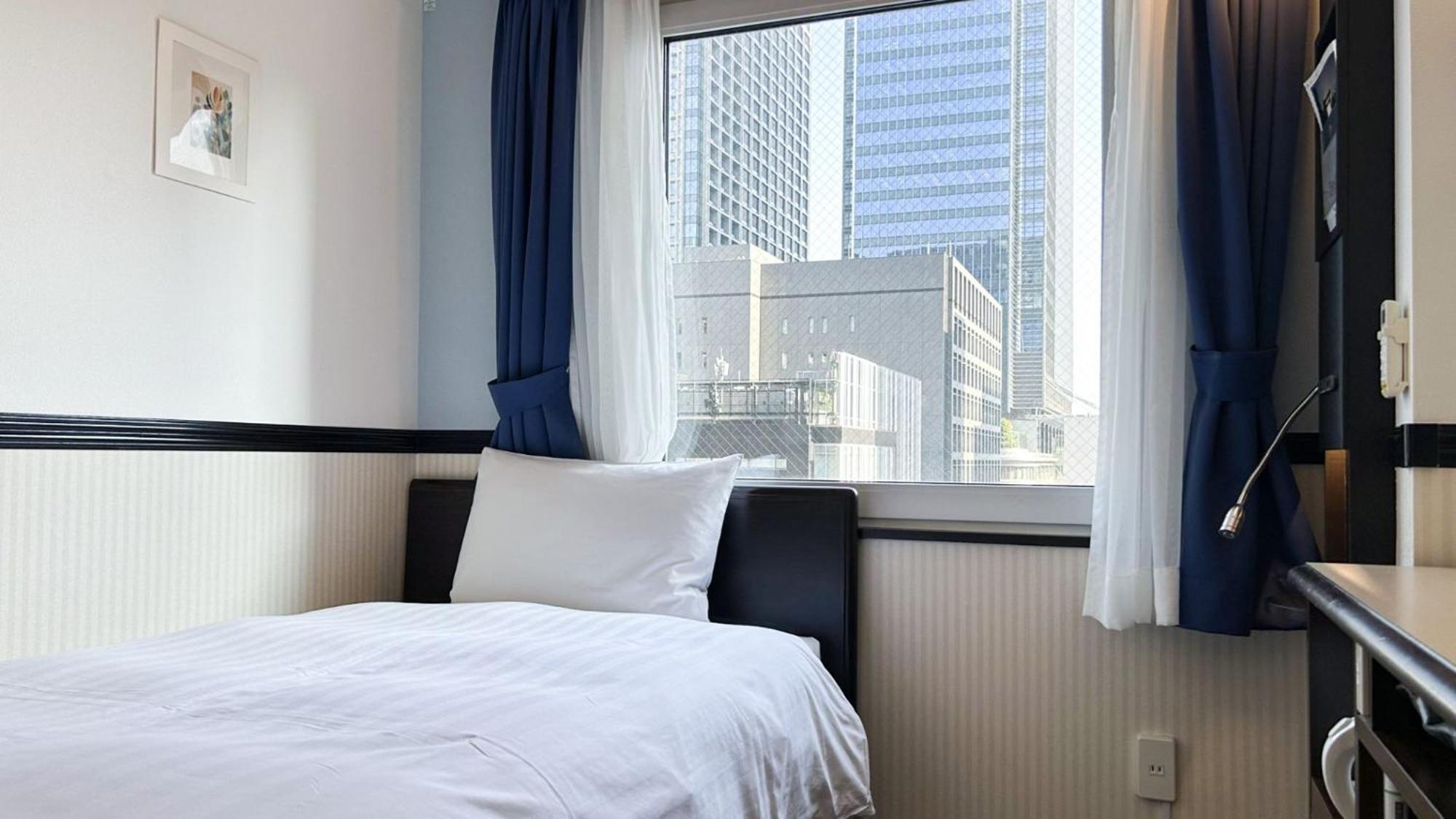 Toyoko Inn Tokyo eki Yaesu Kita guchi Esterno foto